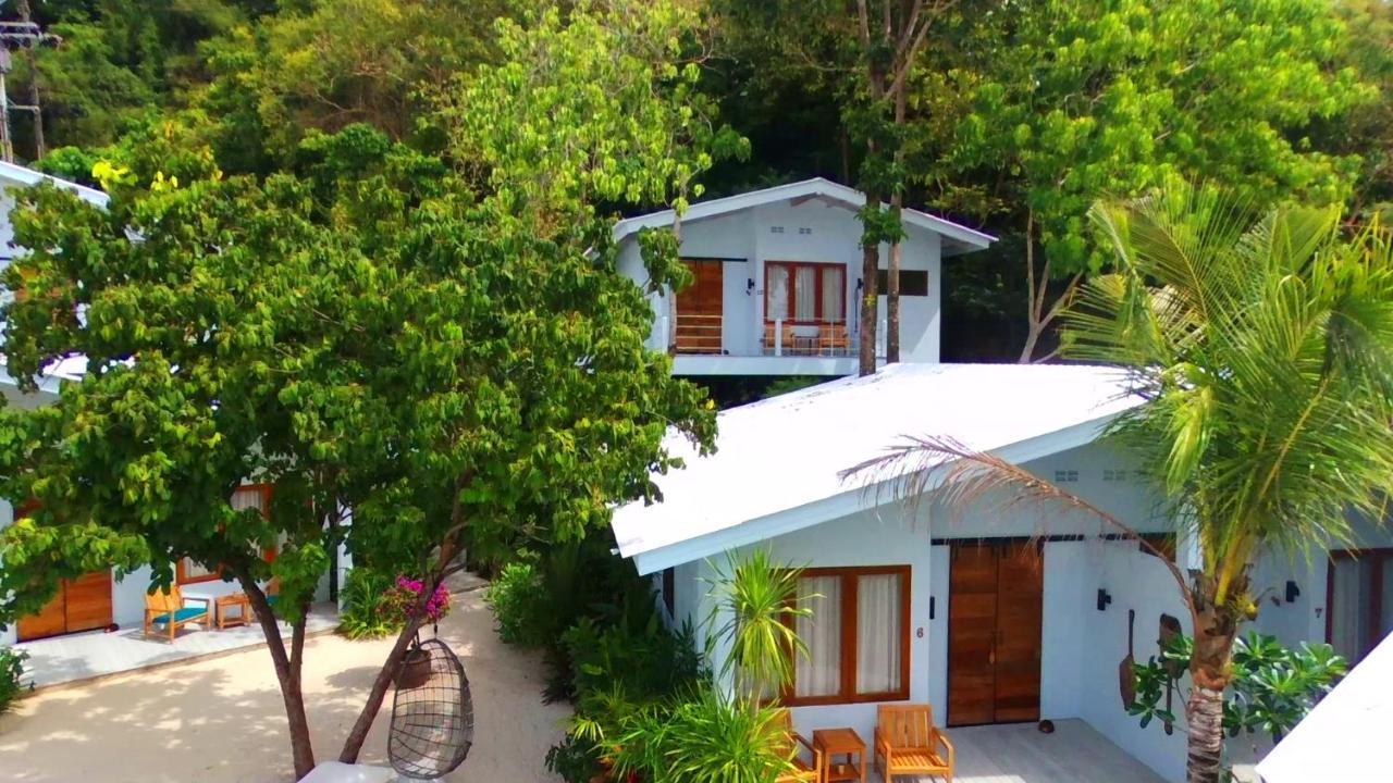 Panwa Beach The Mooring Resort מראה חיצוני תמונה